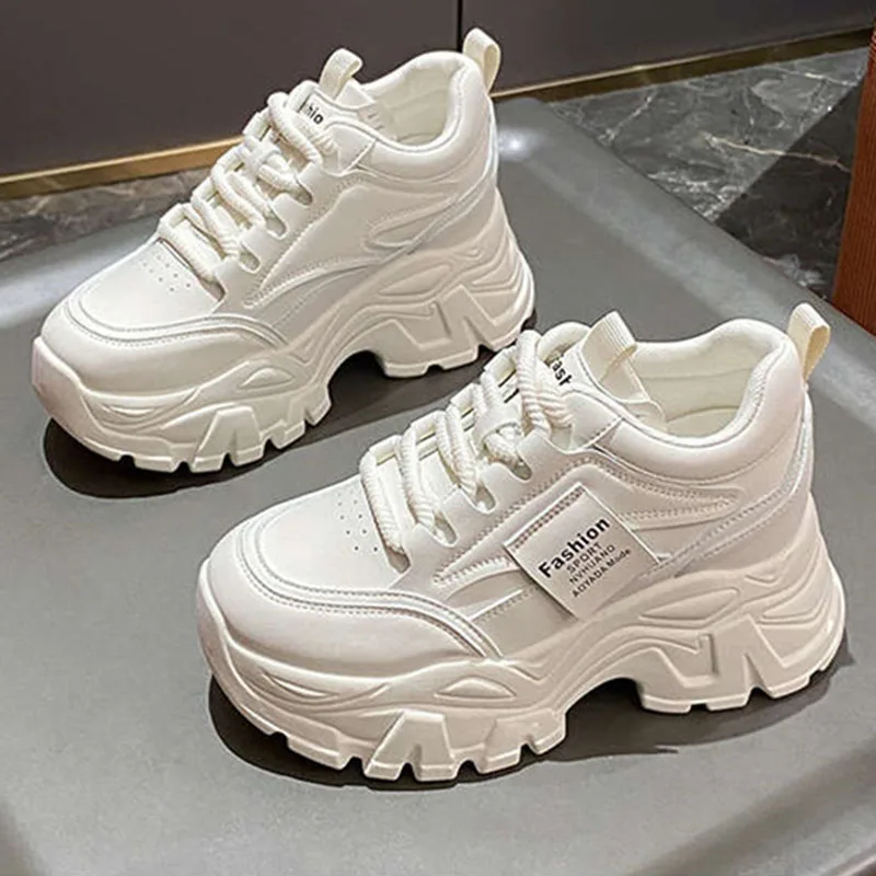 Новые модные кроссовки на плат – обзор и цена Women'S Fashion Spring 2025