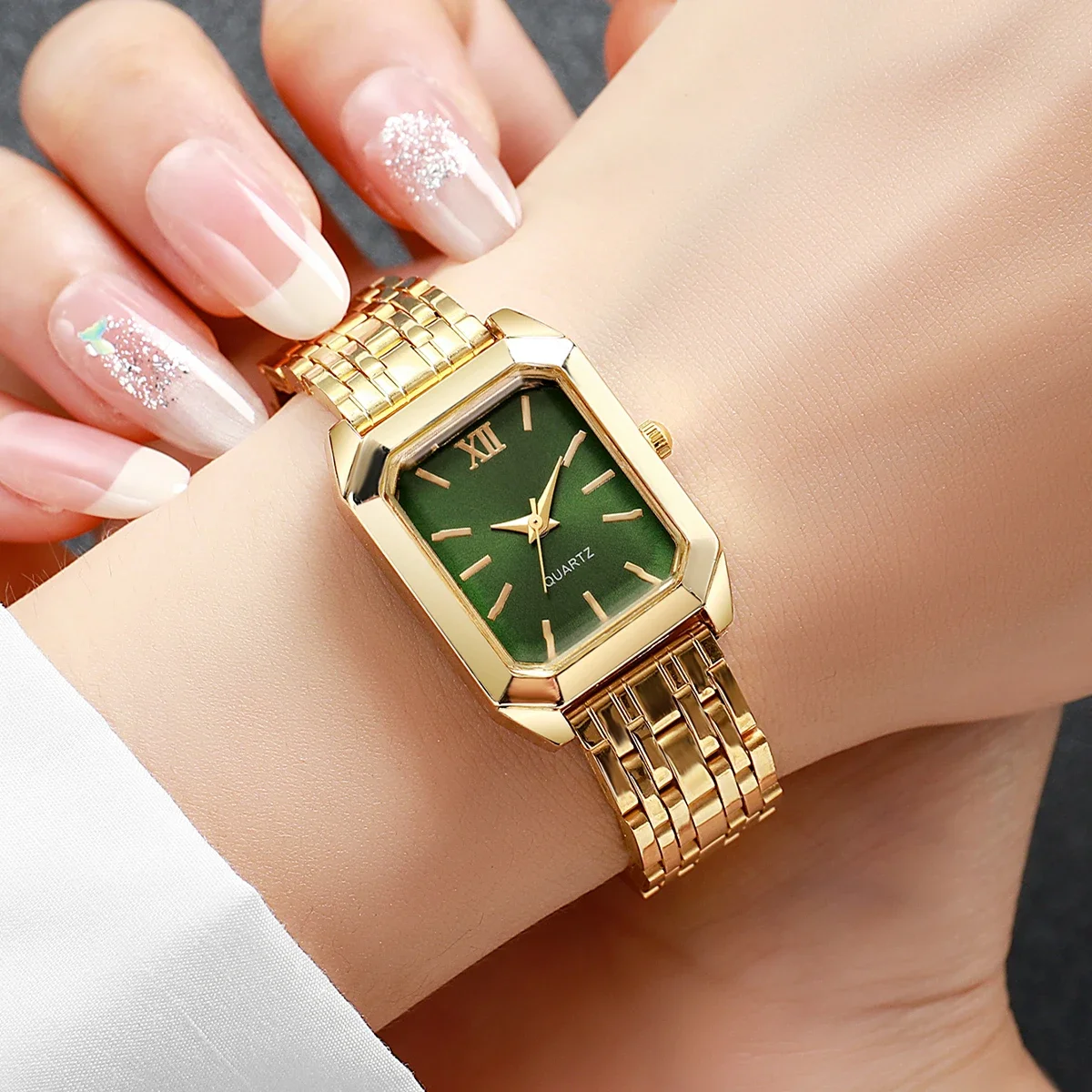 Женские часы в коробке-сюрприз – обзор и цена Fashion Women Watches